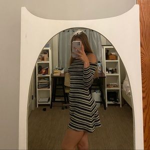 AERO FORM FITTING SOFT DRESS